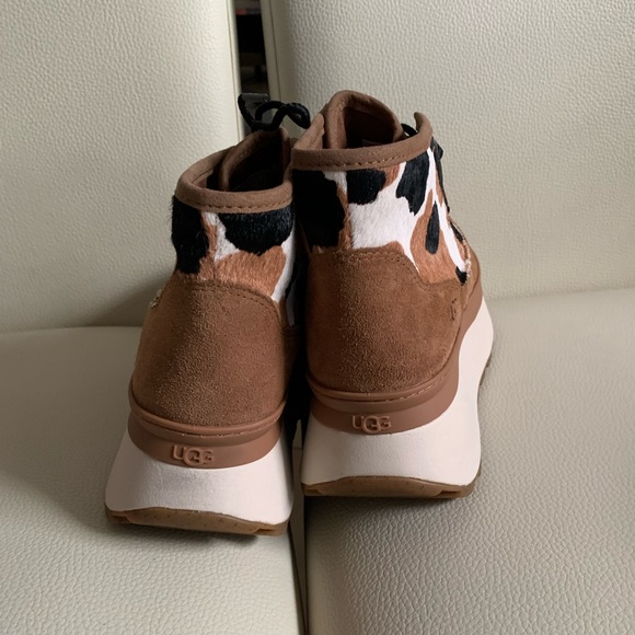 NWOB UGG Marin Bootie Cow Print Womens Platform - Lace-ups - Picture 11 of 15